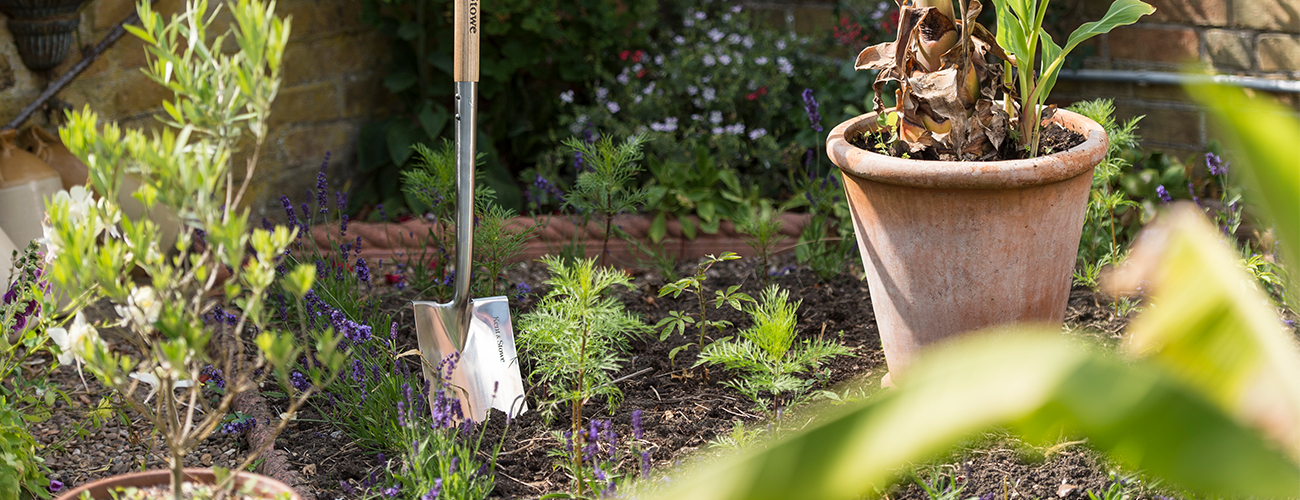 Gartenwerkzeug, Dünger & Mehr